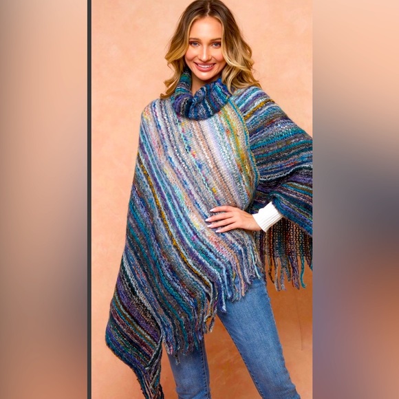 NWT Women’s Blue Multi Knit Poncho One Size - Picture 2 of 2